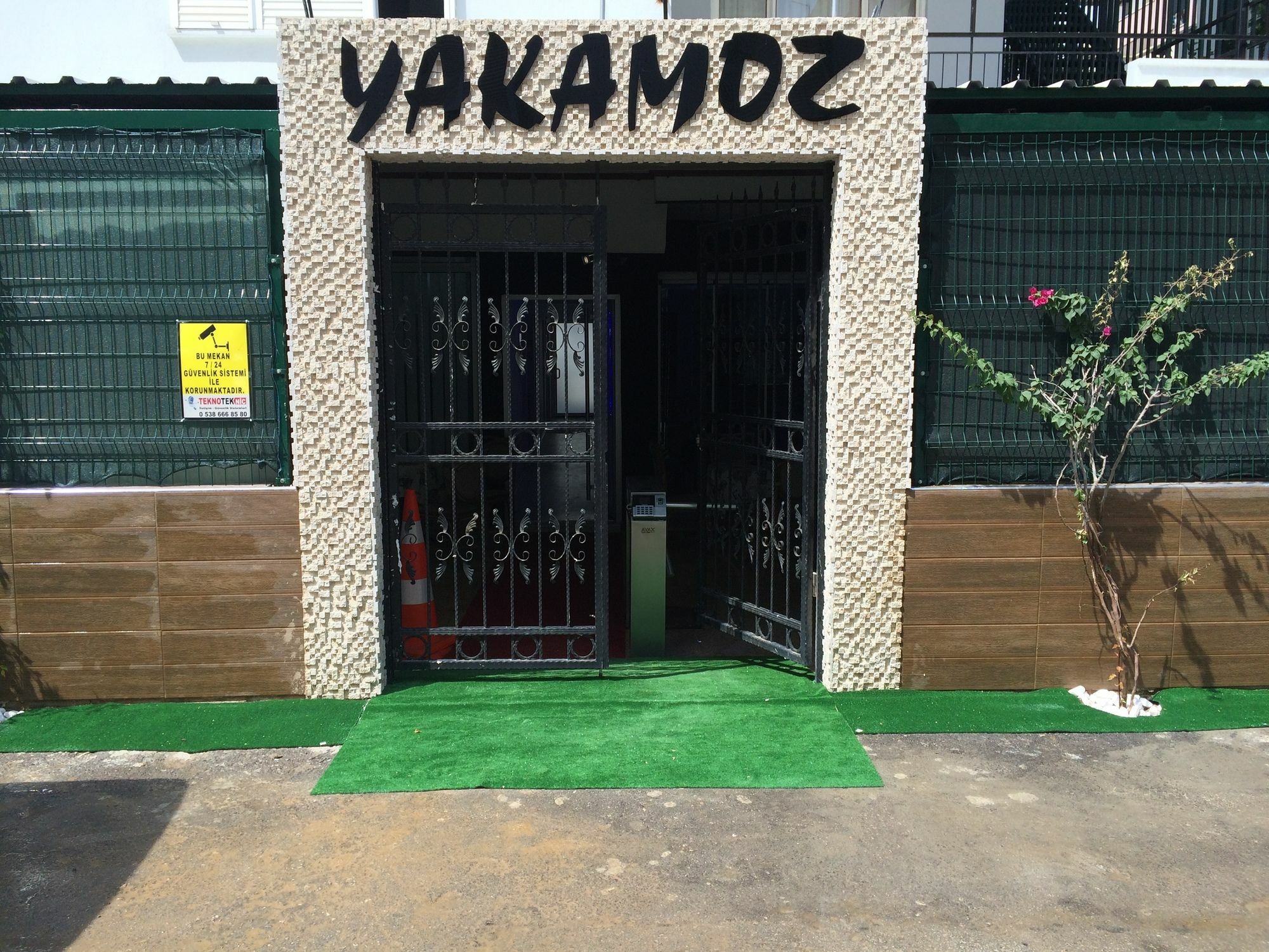 Yakamoz 5*